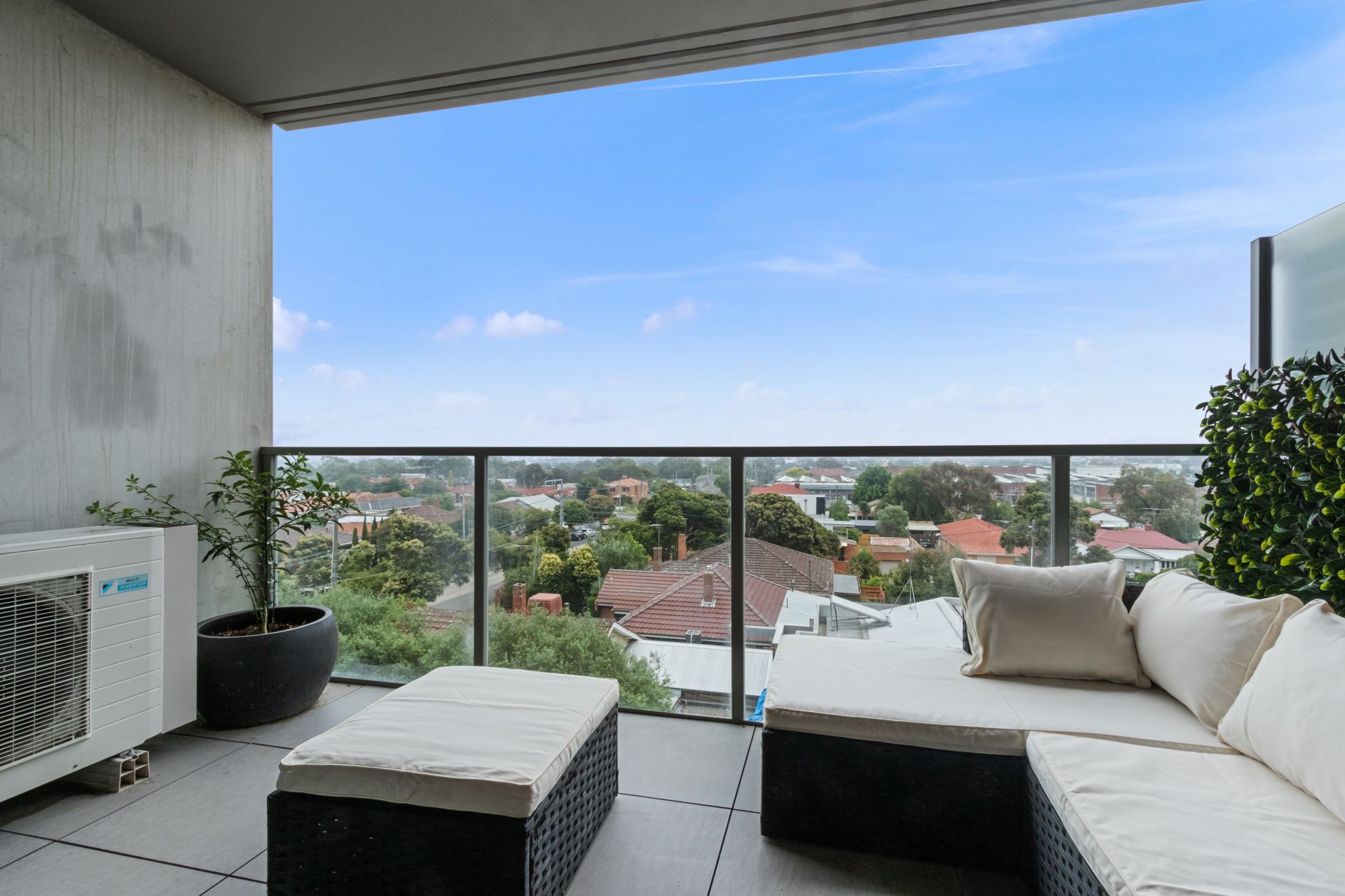 Boutique Preston living