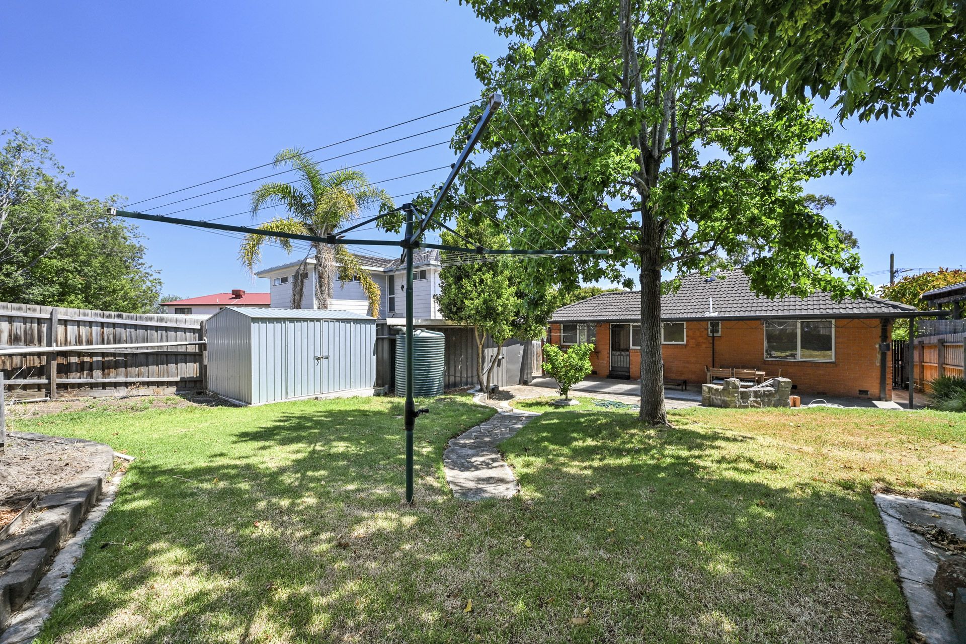 Stunning 3-Bedroom Home in Greensborough!