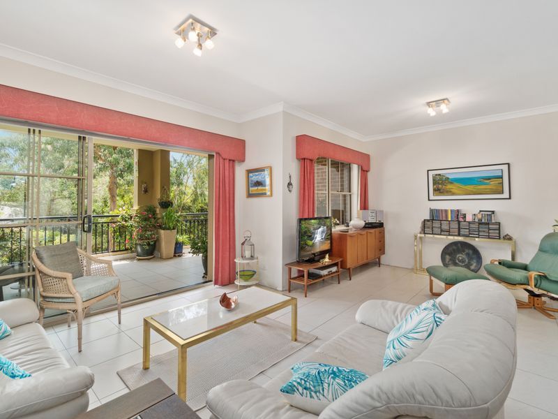 9/8 Aurora Drive, St Ives