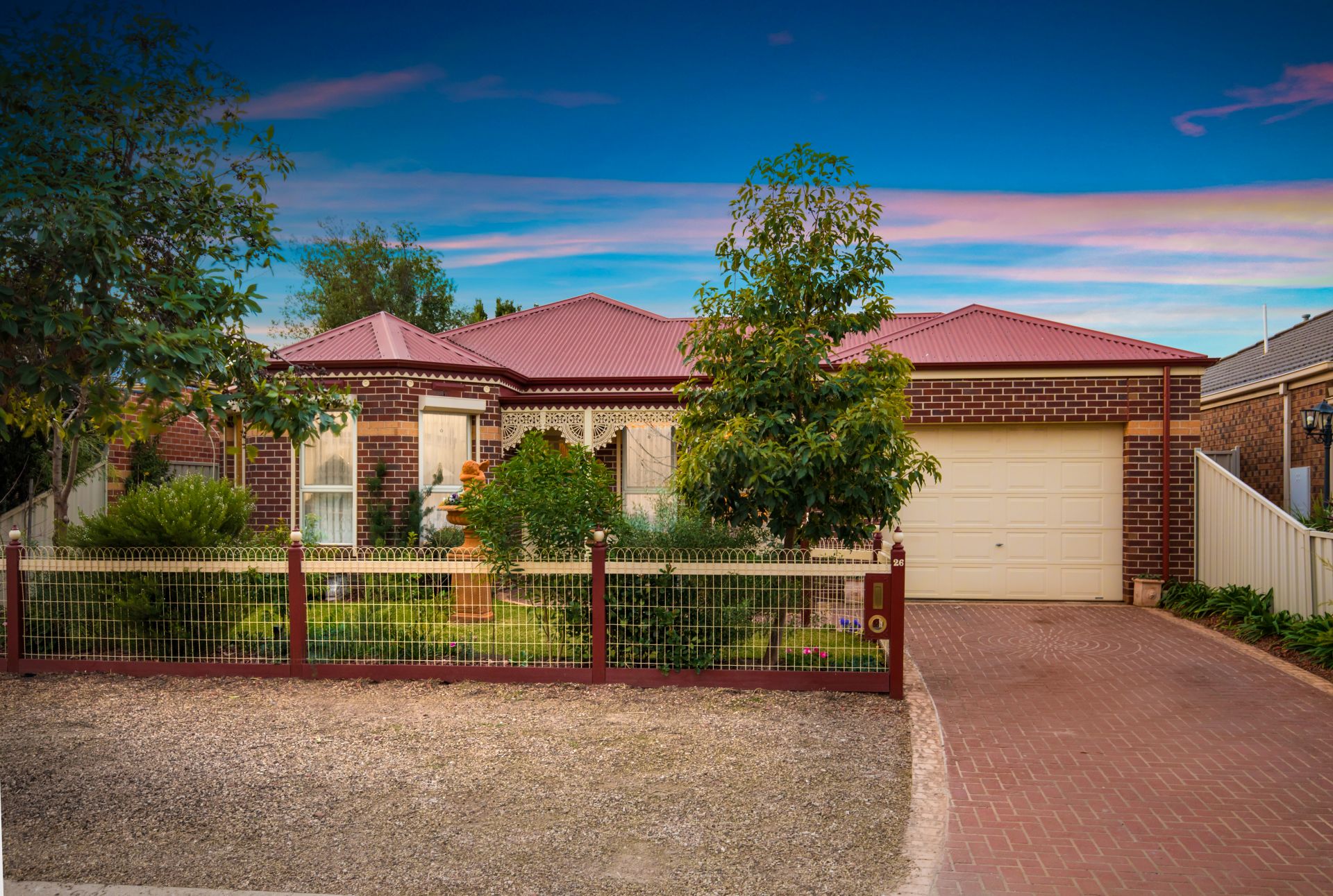26 Grampians Way, Caroline Springs - Thumbnail 2