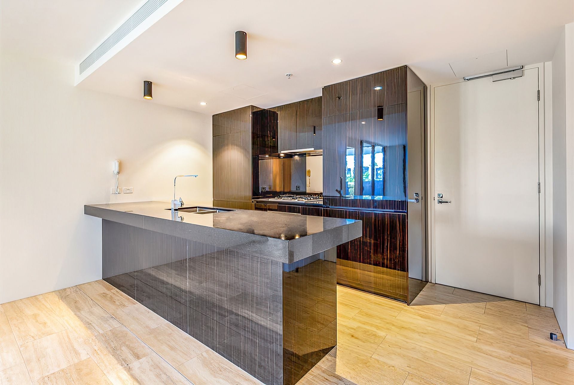 208W/1 Marina Drive Benowa QLD, Benowa - Thumbnail 2