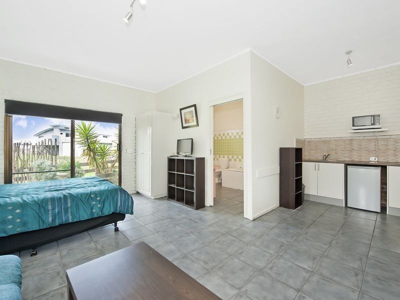 Unit 2/1 Newcombe Street, Marengo, VIC, Marengo - Thumbnail 4