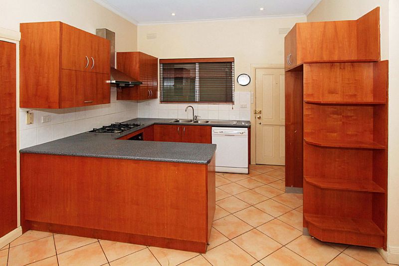 84 Crookston Road, Reservoir