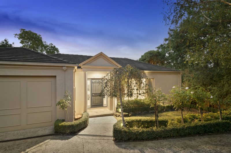 Contemporary and Stylish Family Living