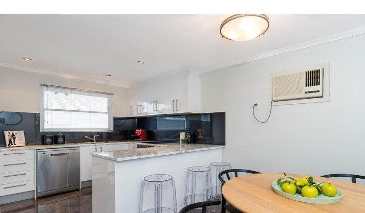 2/4 L'Estrange Street Glenside 5065