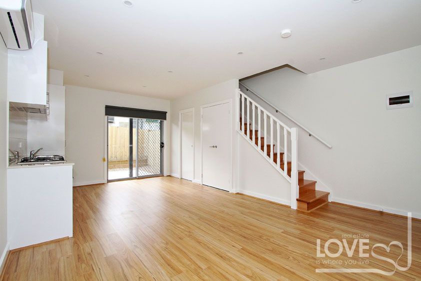 Stylish Design With Own Street Frontage