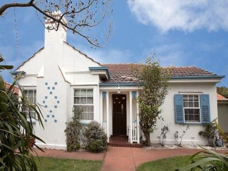 2 Seaview Cresent, Seaholme - Thumbnail 2
