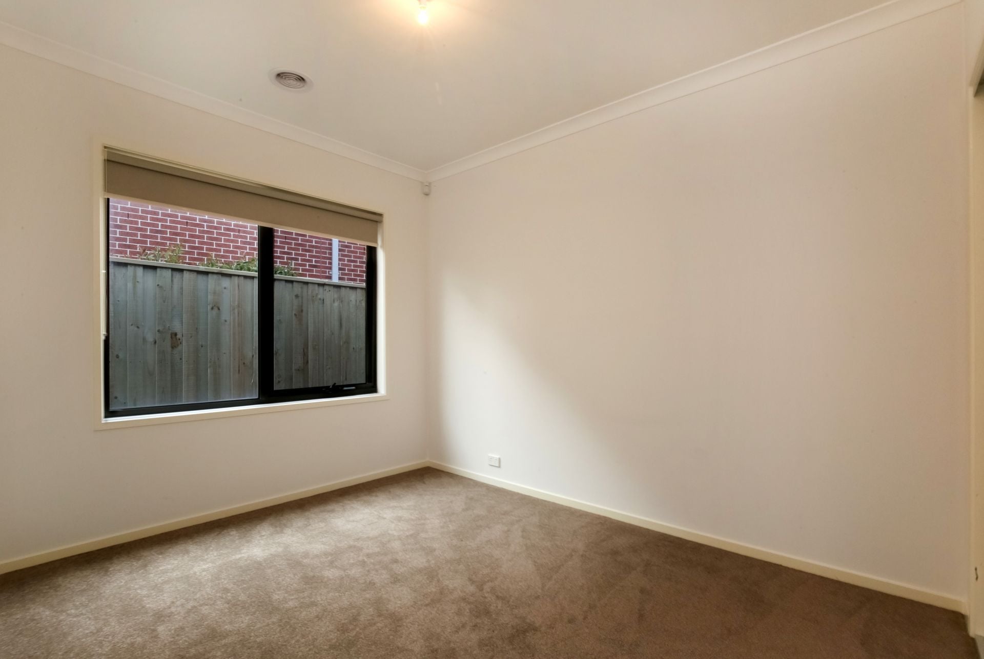 LOVELY LARGE FAMILY HOME