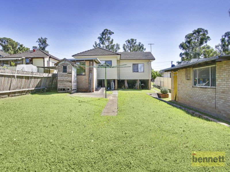 38 Lincoln Drive, Cambridge Park - Thumbnail 8