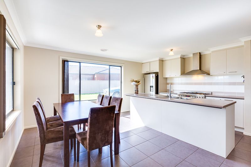 24 McMahon Drive, Ballan - Thumbnail 6