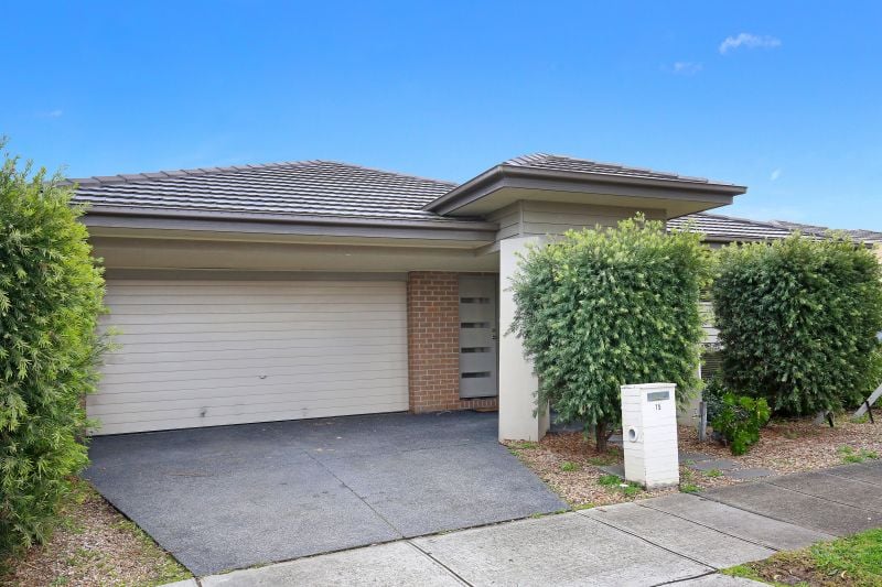 15 Cerise Avenue, Epping