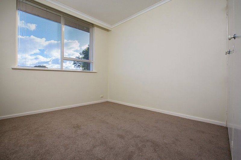 4/11 Roseberry Grove, Glen Huntly - Thumbnail 5