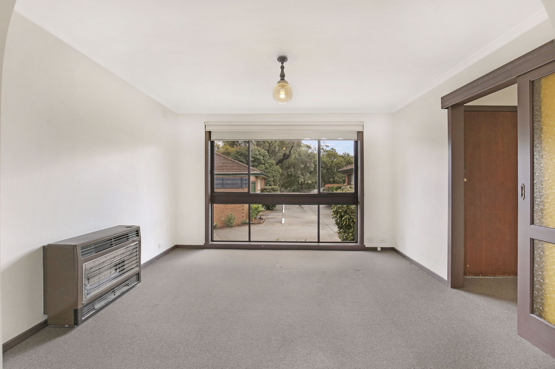 Neat and Tidy Two Bedroom In Quite Location !!!