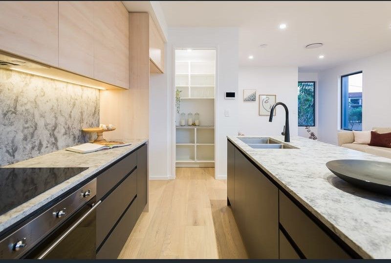 1/3 Purli Street, Chevron Island - Thumbnail 5