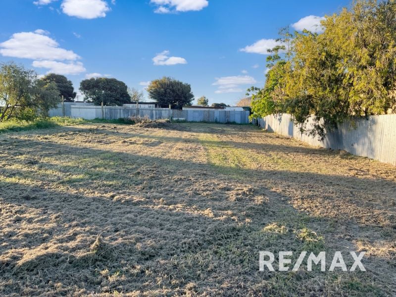 JUNEE 49 Wardle Street