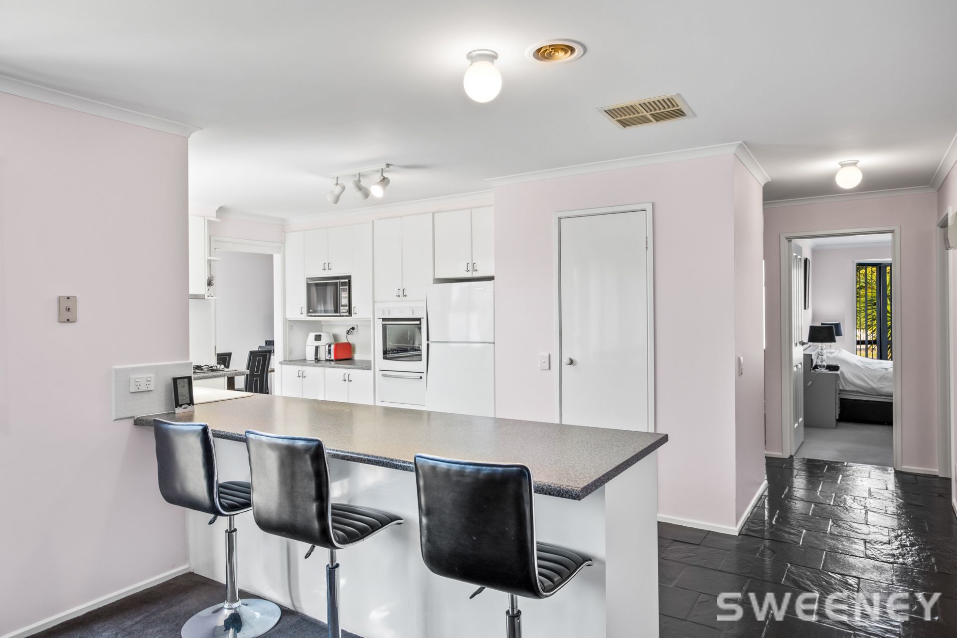 11 Hosie Street, Altona Meadows - Thumbnail 7