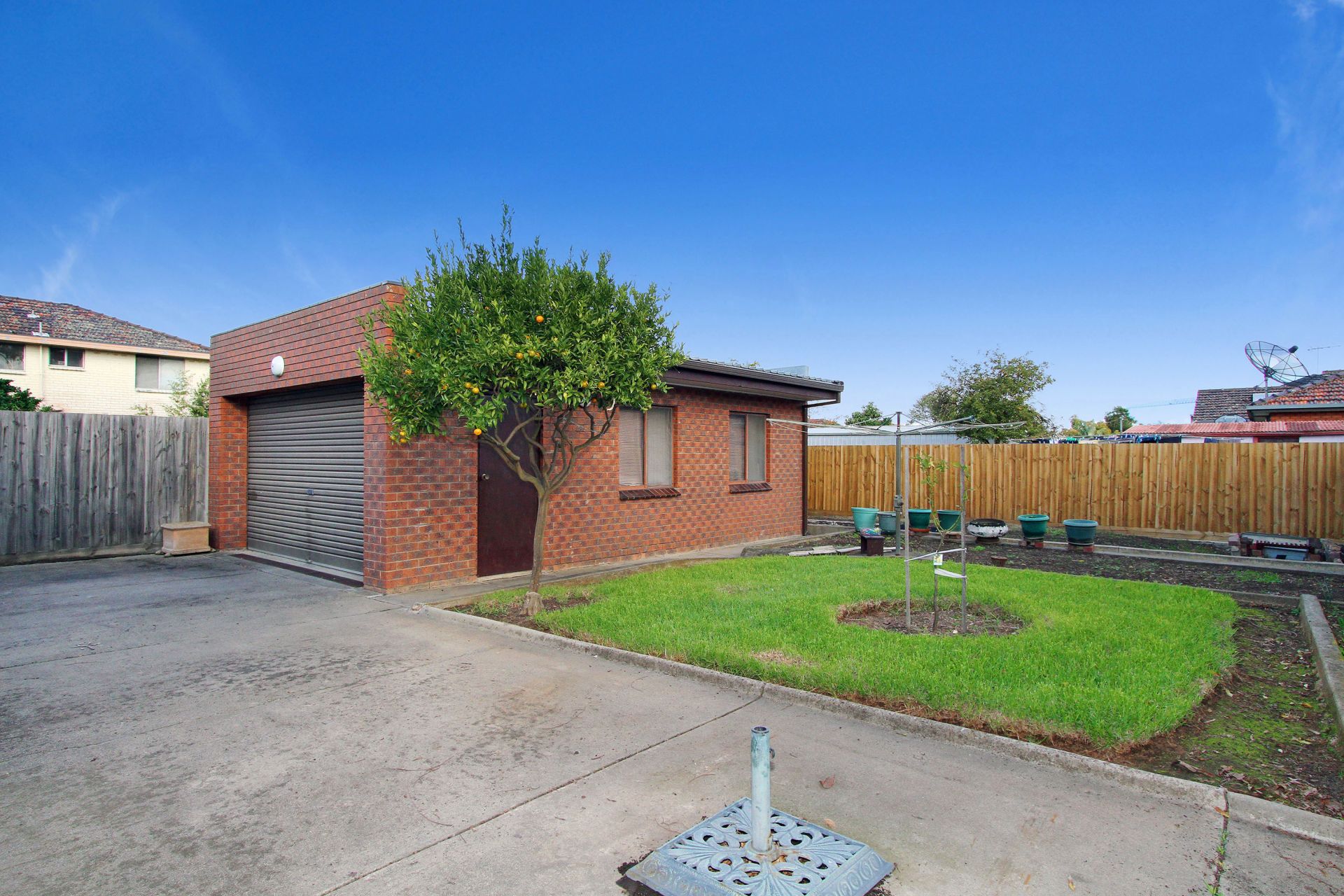 BEAUTIFULLY PRESENTED, METICULOUSLY MAINTAINED