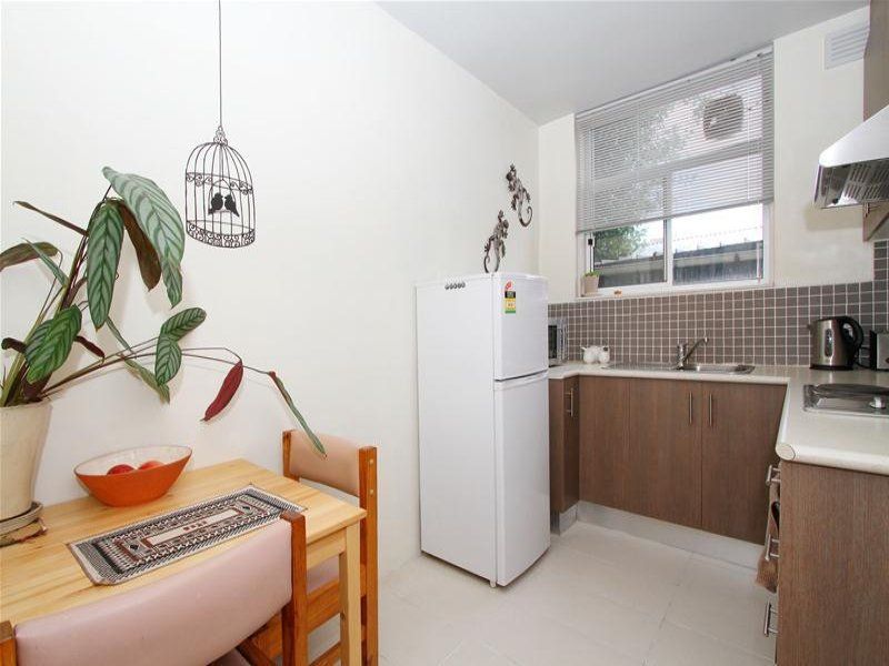 Delightful, Bright & Modern