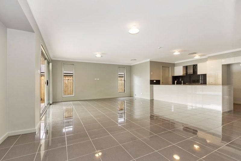 Colebee 43 Burringoa Crescent