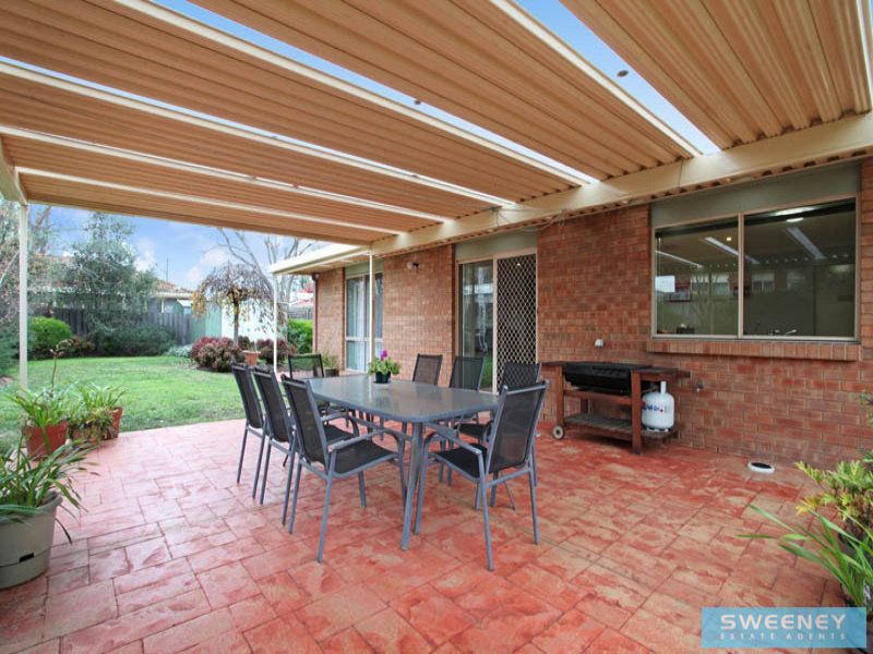 9 Elliott Court, Burnside - Thumbnail 5