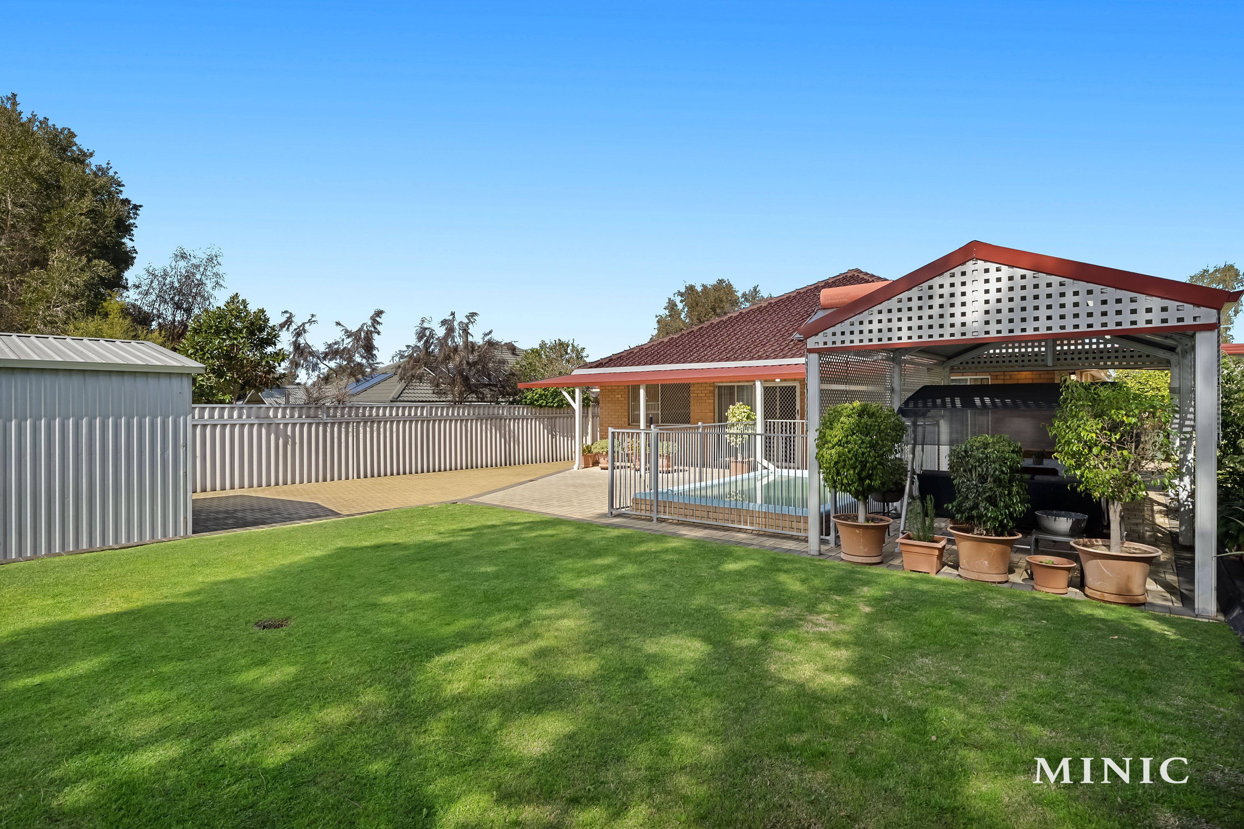 Real Estate For Sale 620 Metcalfe Road Ferndale , WA