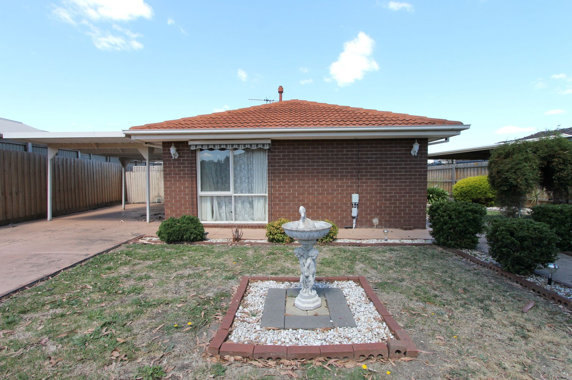 A REAL PLEASURE YOU'LL TREASURE !!!  ***GARDENER INCLUDED***
***PRICE NEGOTIABLE***