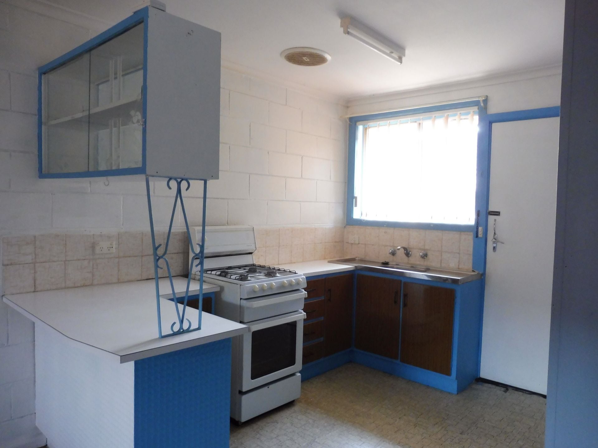 Ideal Location & Price