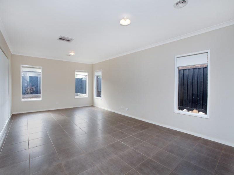 10 Harrison Court, Burnside Heights - Thumbnail 5
