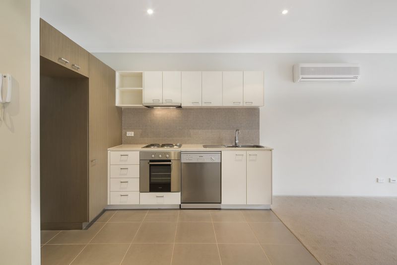 1/58 Ballarat Street, Yarraville - Thumbnail 5