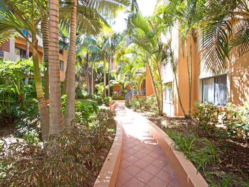 35/5 'Bella Mare' Hill Street COOLANGATTA QLD, Coolangatta - Thumbnail 2