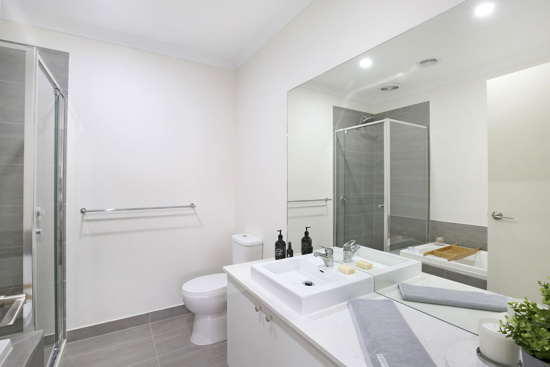 BRAND NEW, WONDERFUL 2 BEDROOM TOWNHOUSE
