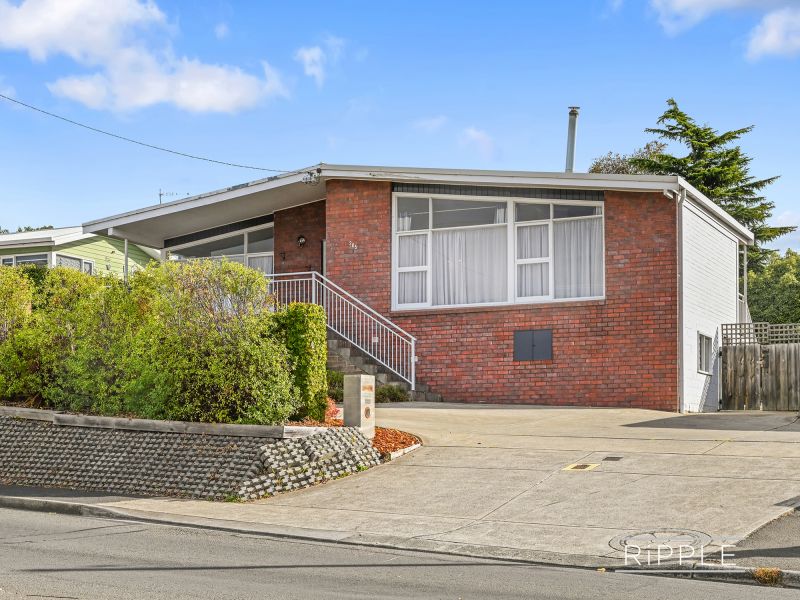 Real Estate For Sale 205 Roslyn Avenue Blackmans Bay , TAS