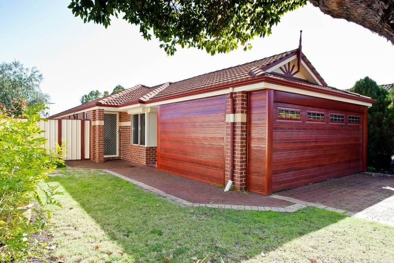 PRICE REDUCED- MUST BE SOLD! Summer Living!