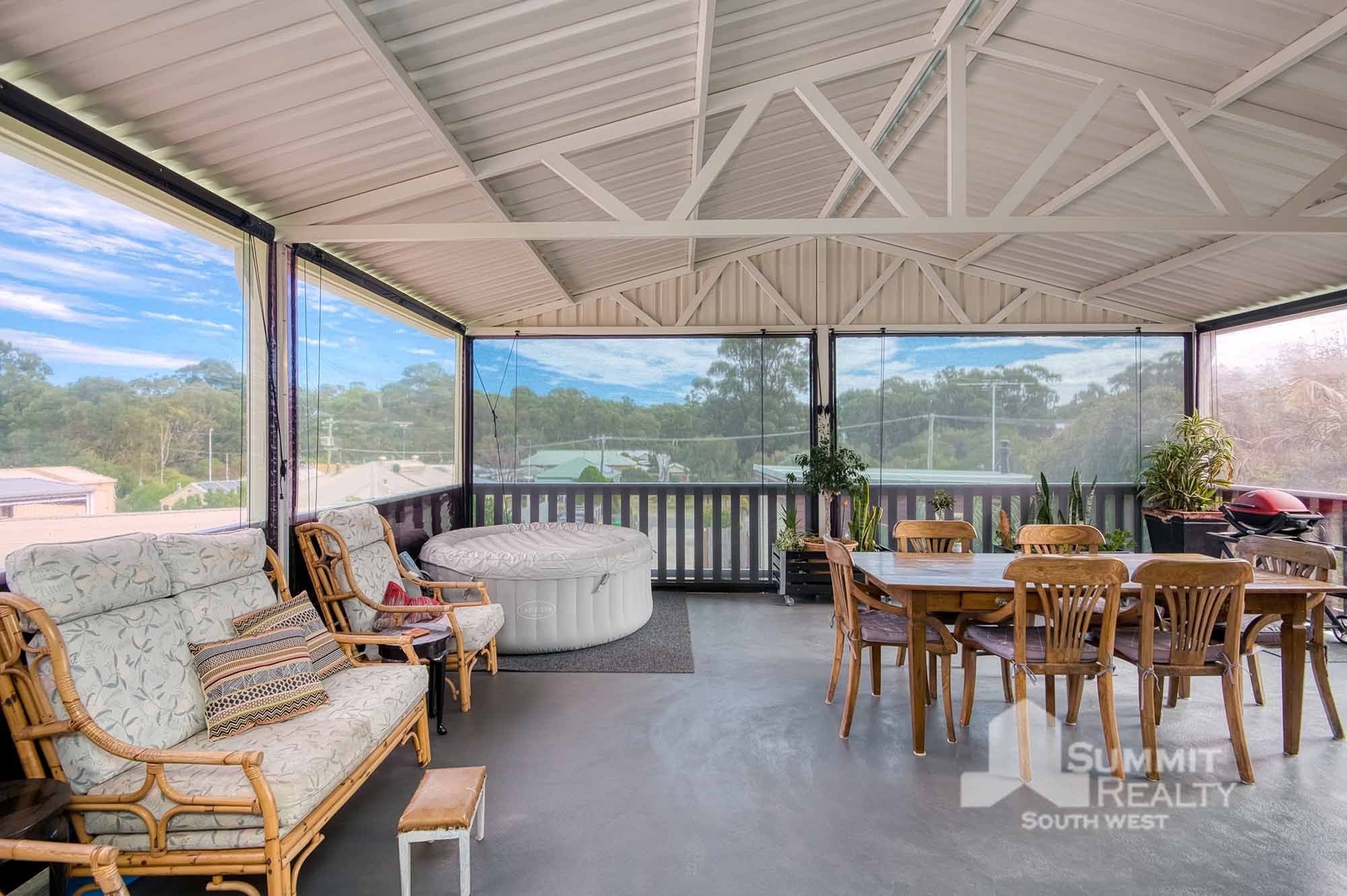 Real Estate For Sale 8 Hovea Street Myalup , WA