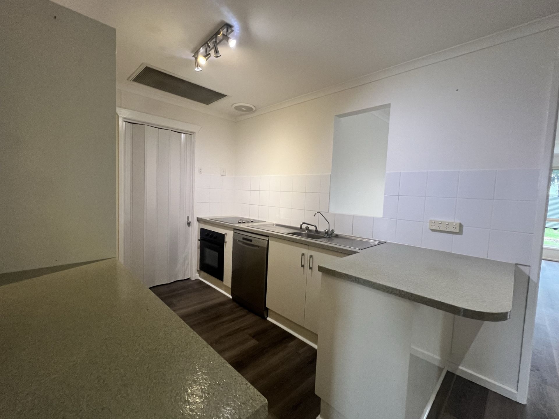 4B Plowman Close, Nairne Adcock Real Estate