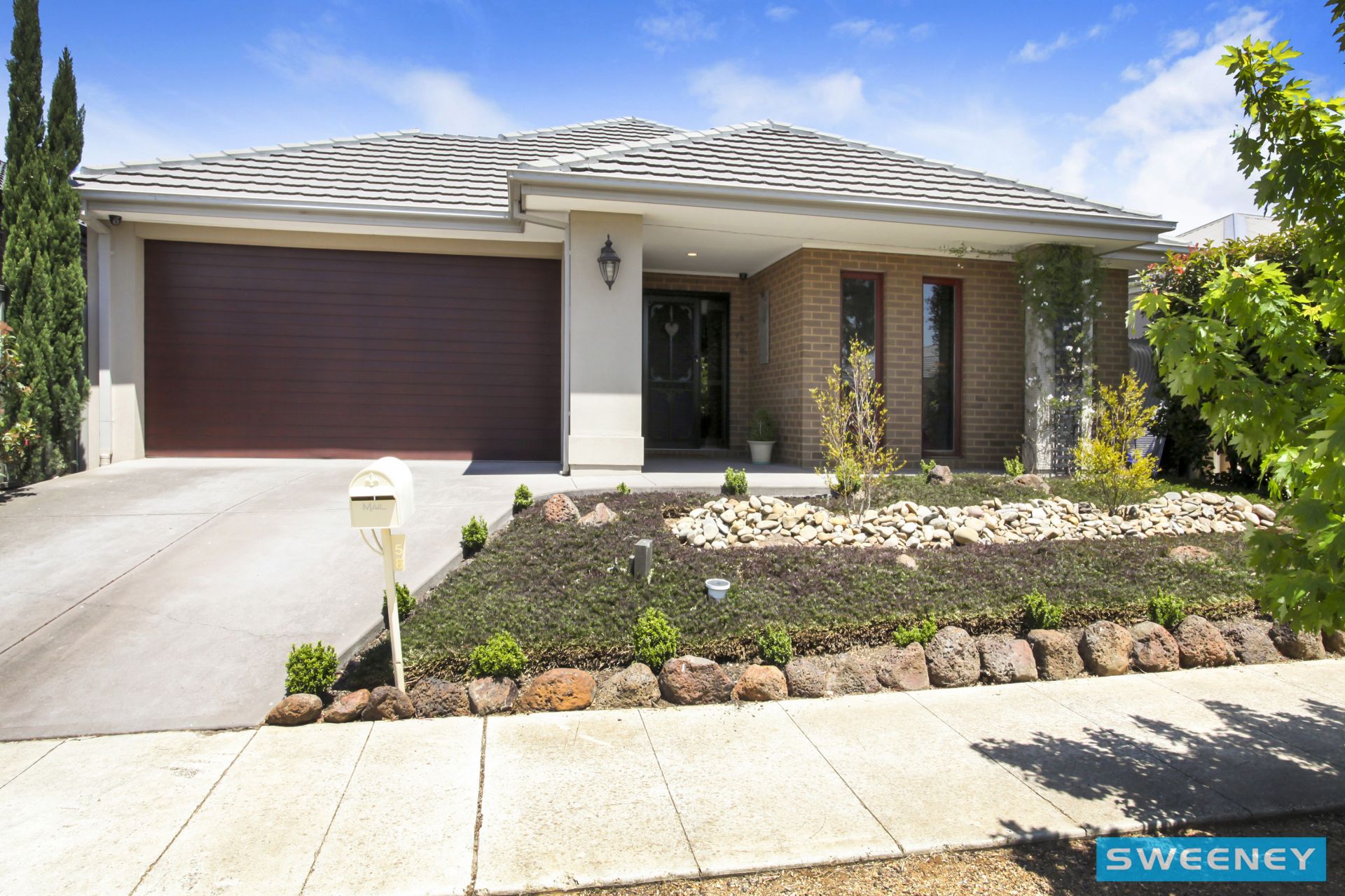 58 Kororoit Approach, Caroline Springs - Thumbnail 2