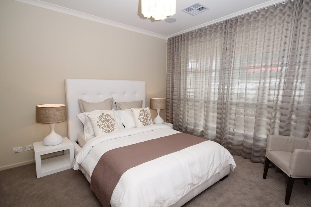 18 The Strand Lightsview 5085