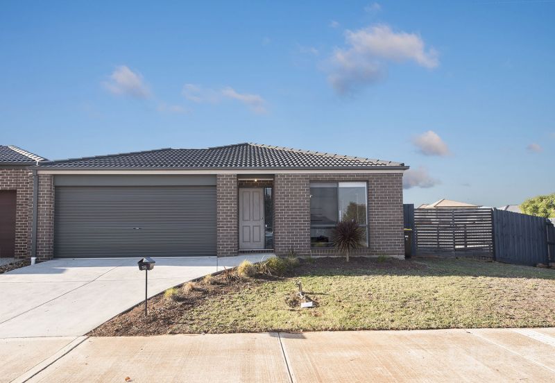 15 Turf Club Boulevard, Melton South YPA Estate Agents