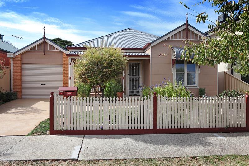 11 Como Glen, Caroline Springs - Thumbnail 2