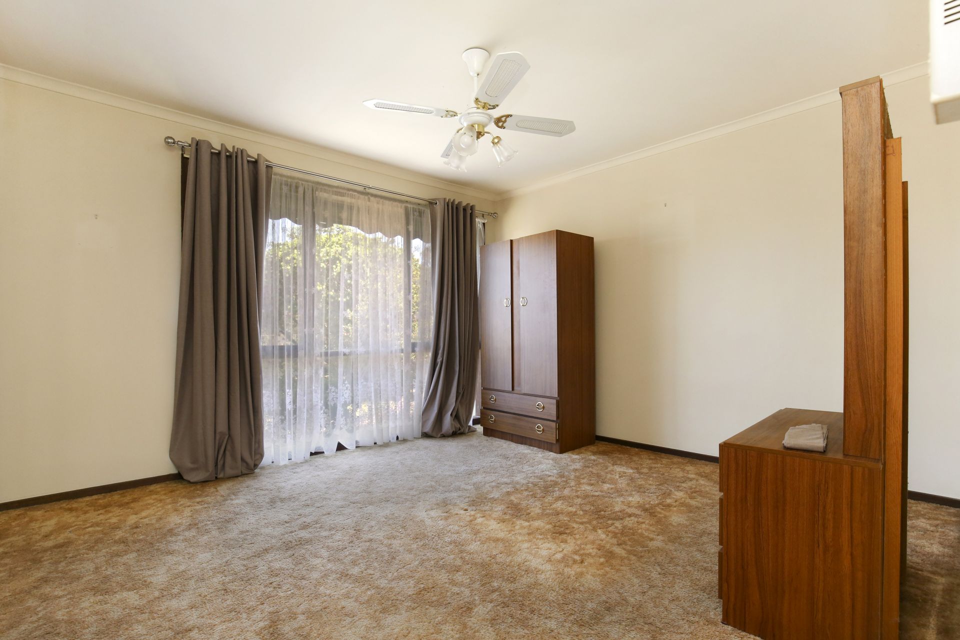 IDEAL FAMILY HOME