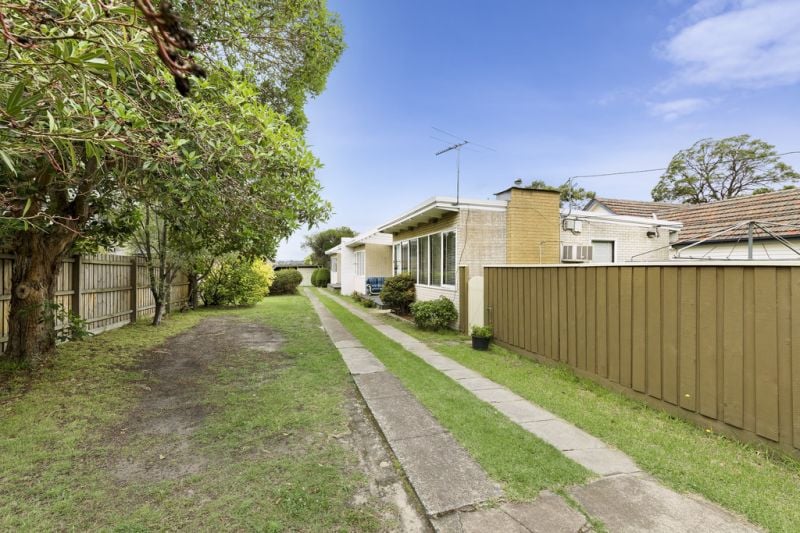6 Meyer Road, Burwood - Thumbnail 7