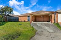 4 Nana Walk Narre Warren South VIC, Narre Warren South - Image 1