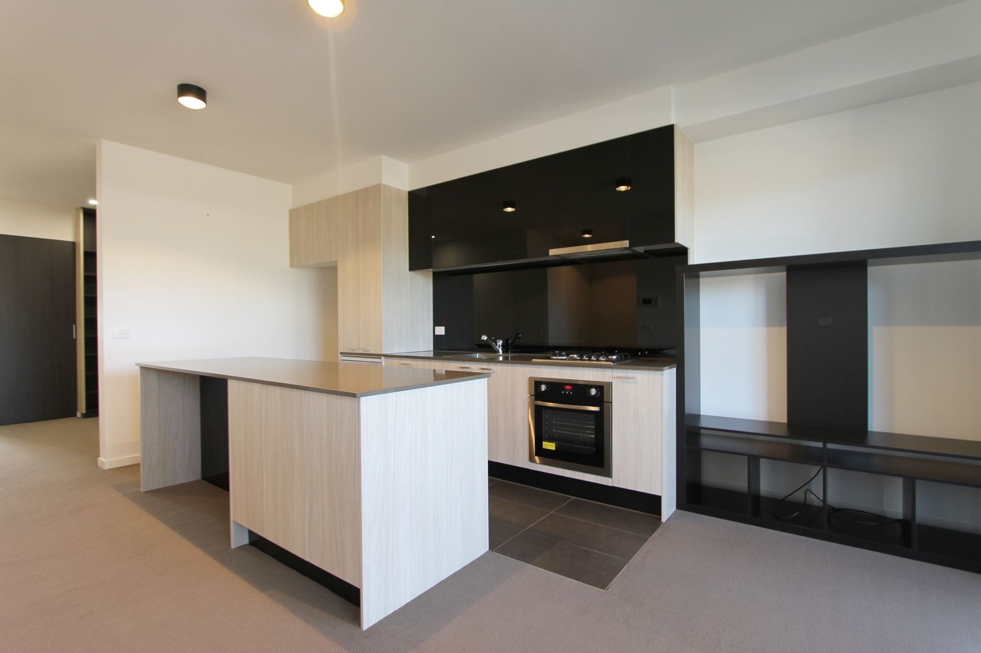 Stylish Apartment Living!