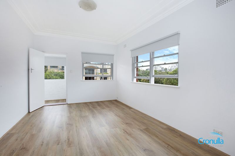 4/2 Searl Road