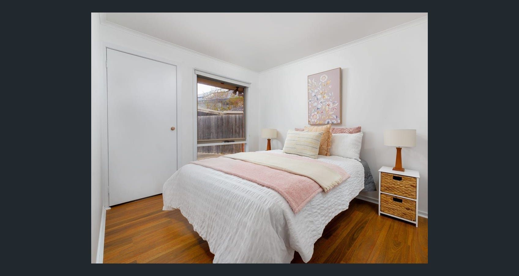 Spacious Unit In Prime Location!