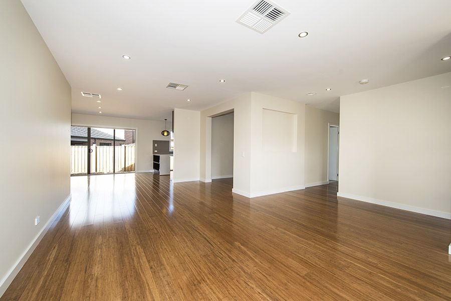 IMMACULATE FAMILY HOME IN THE HAWKSTOWE ESTATE