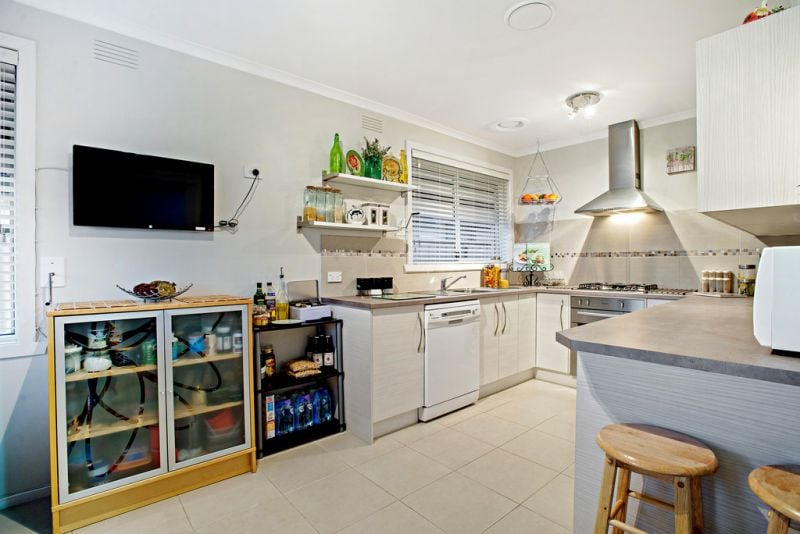 31 Powlett Street, Altona Meadows - Thumbnail 2