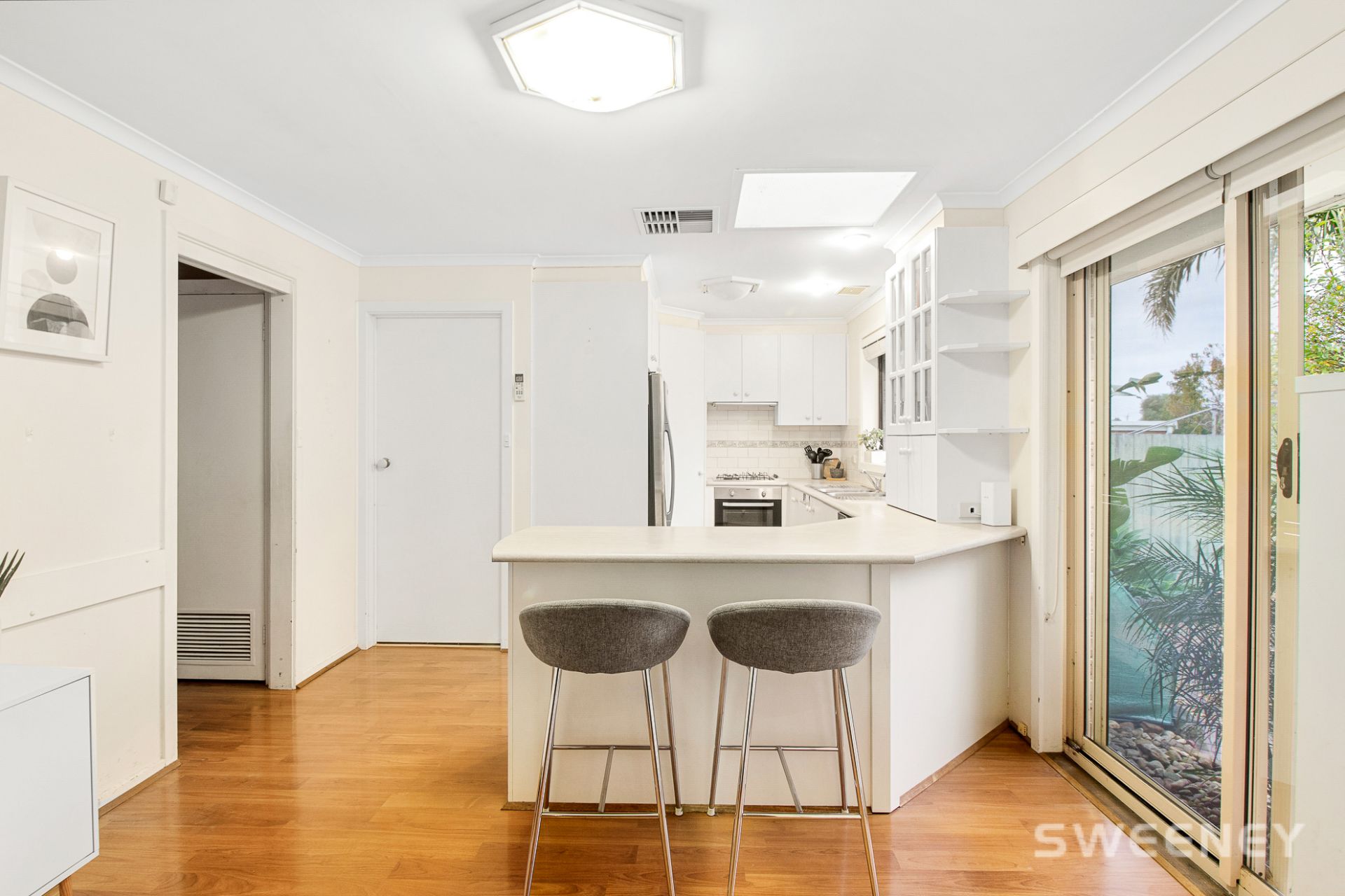 42 Simmons Drive, Seaholme - Thumbnail 6