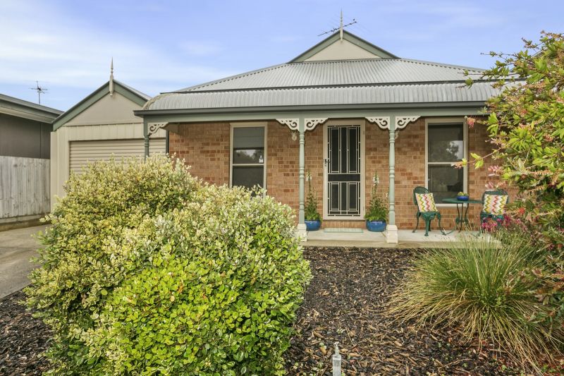 8 Lakeside Place Ocean Grove VIC, Ocean Grove - Thumbnail 3