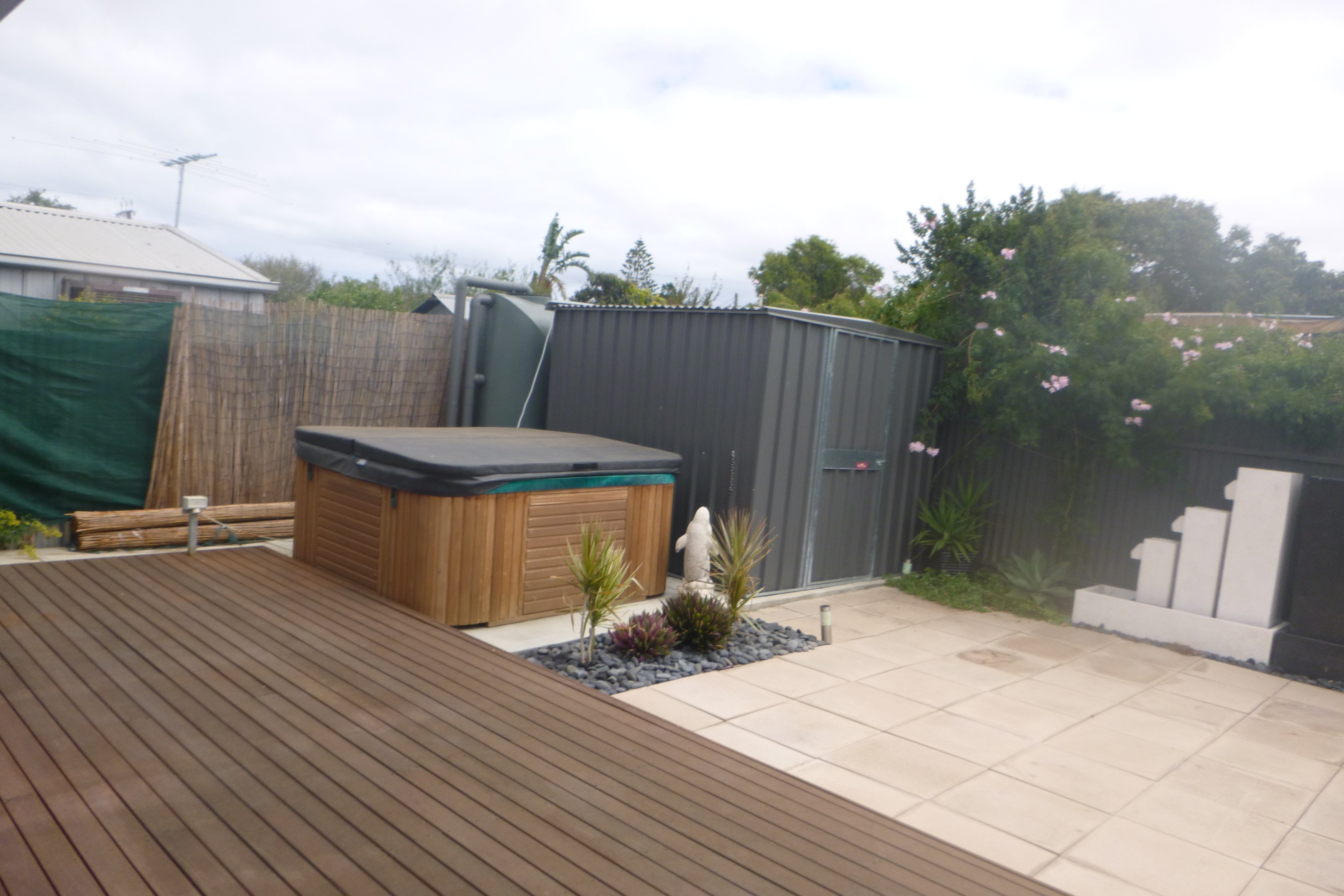 17a Weroona Ave Park Holme 5043